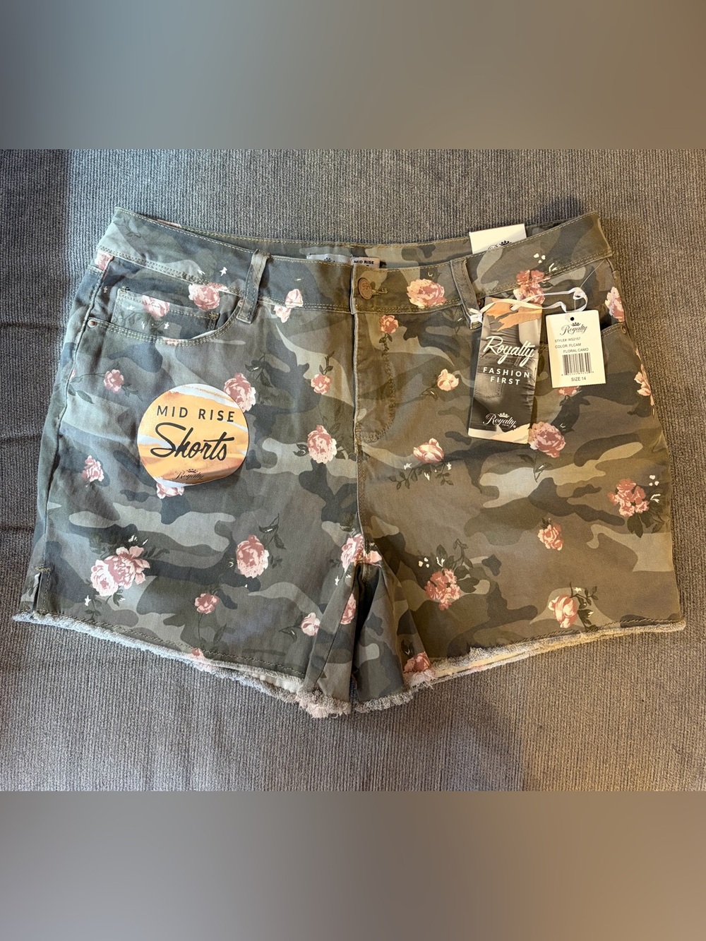 Royalty For Me Pink Floral Camo Mide Rise Waist Shorts -YMI clothing